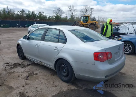 2006 Volkswagen Jetta Value Edition from USA, damaged, VIN 3VWPF71KX6M622565